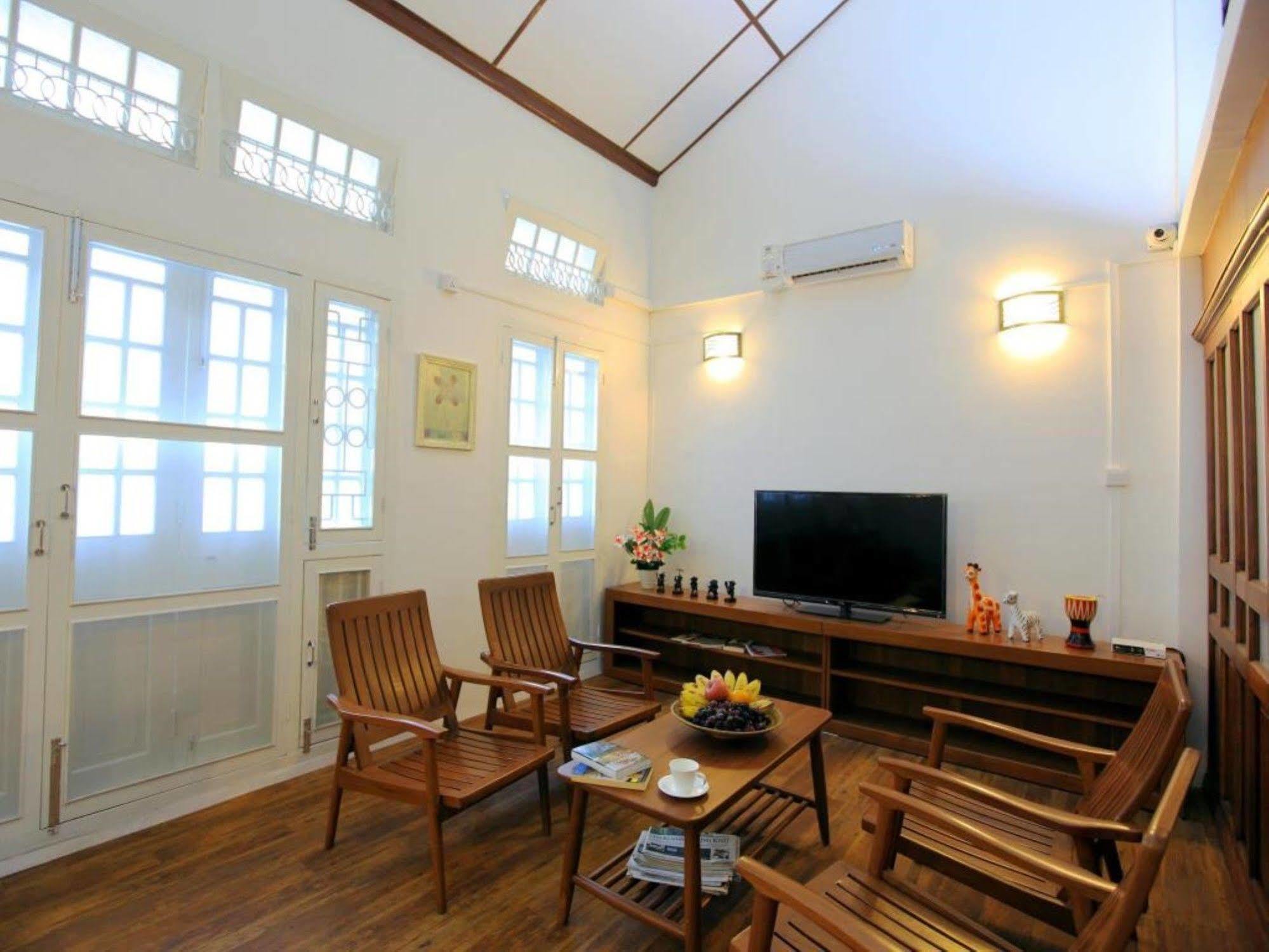 Four Rivers Youth Hostel Yangon Extérieur photo
