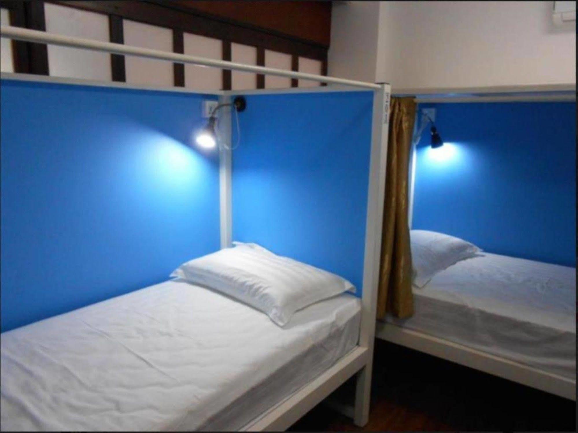 Four Rivers Youth Hostel Yangon Extérieur photo