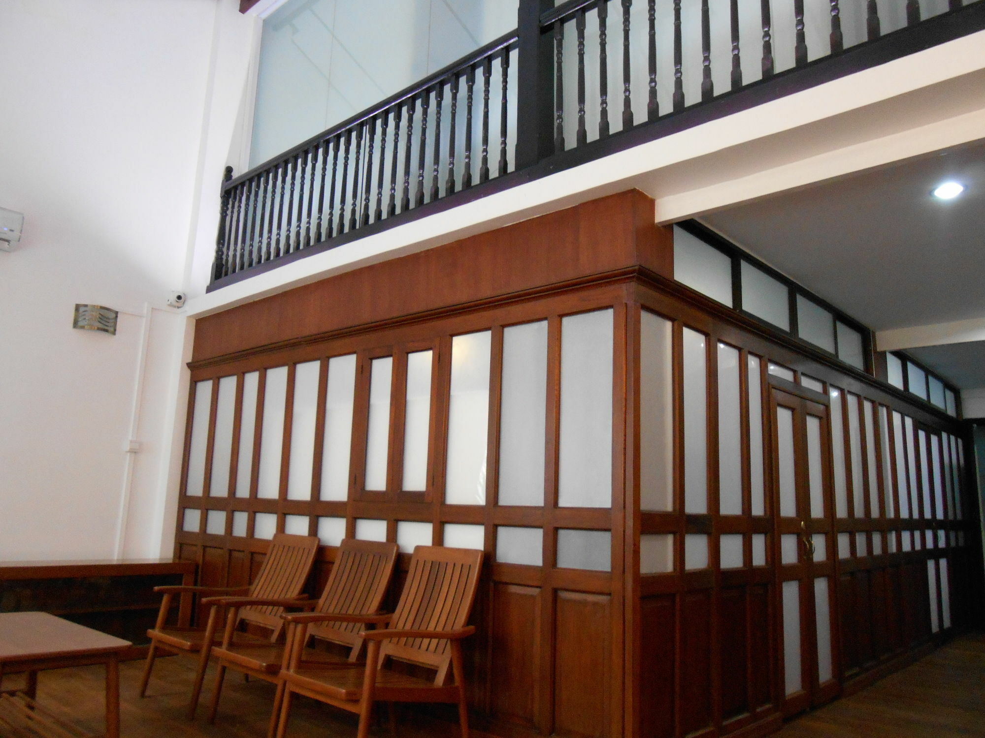 Four Rivers Youth Hostel Yangon Extérieur photo